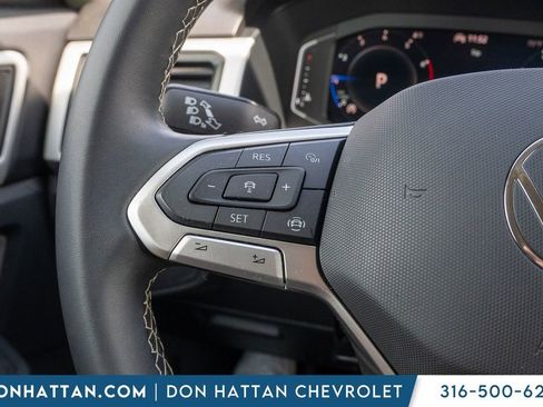 Used 2022 Volkswagen Atlas SE FWD image 12