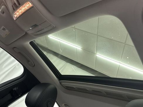 Used 2018 Mercedes-Benz C 300 4MATIC Sedan image 21