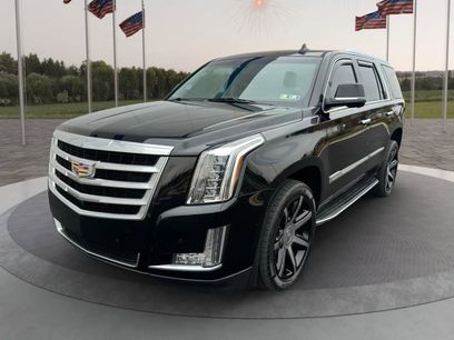 Used 2016 Cadillac Escalade Luxury