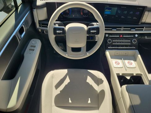 New 2026 Hyundai Santa Fe SE image 12