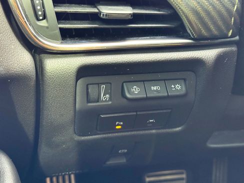 Used 2017 Cadillac ATS V w/ Carbon Black Package image 28