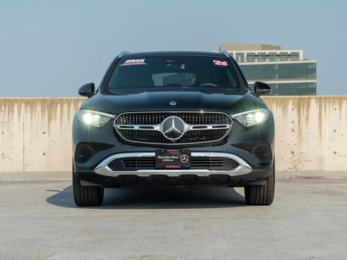 Certified 2026 Mercedes-Benz GLC 300 4MATIC image 2
