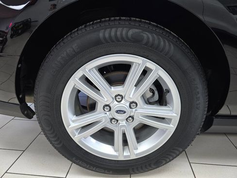 Used 2012 Ford Mustang Convertible image 26