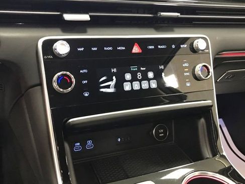 Used 2025 Genesis GV80 2.5T Standard image 12