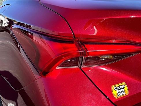 Used 2022 Toyota Avalon XLE FWD image 30