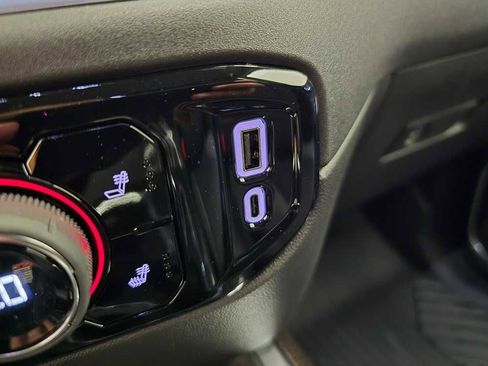 New 2025 Chevrolet Silverado 1500 LT w/ Z71 Off-Road Package image 16