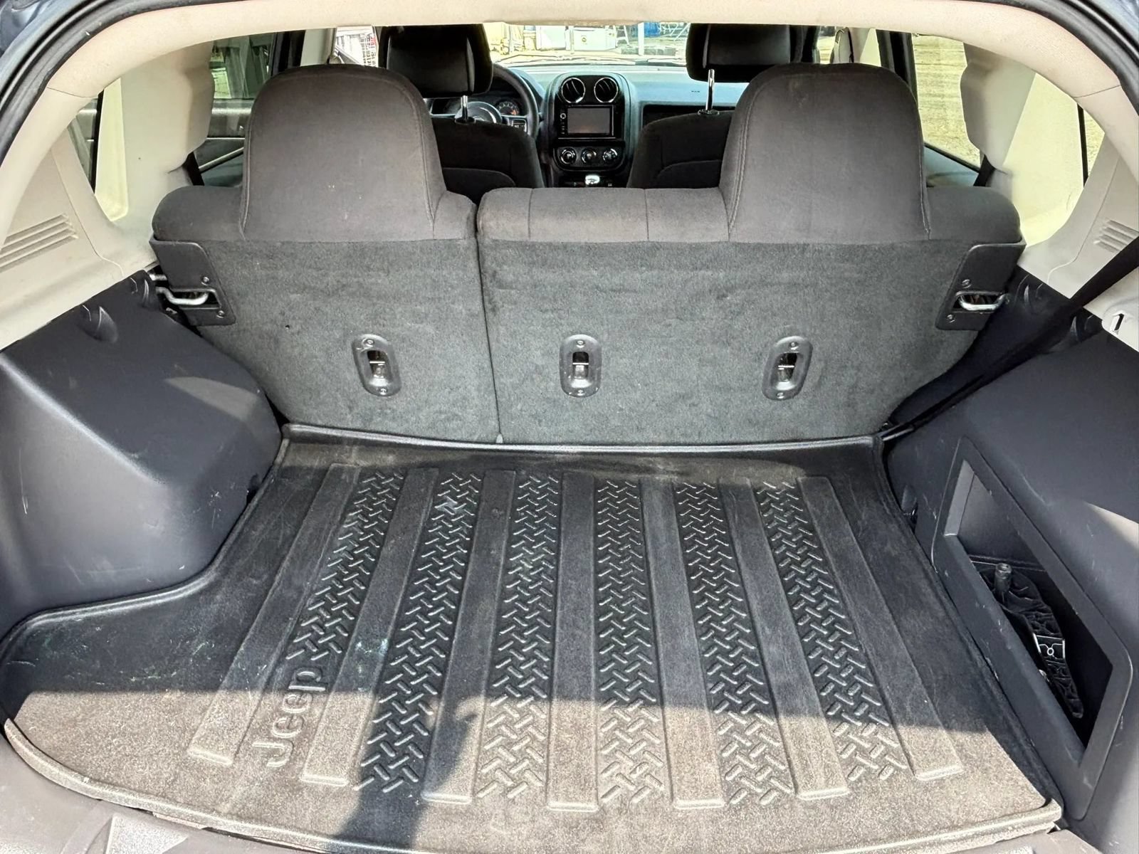 Used 2014 Jeep Compass Sport w/ Power Value Group FWD image 12