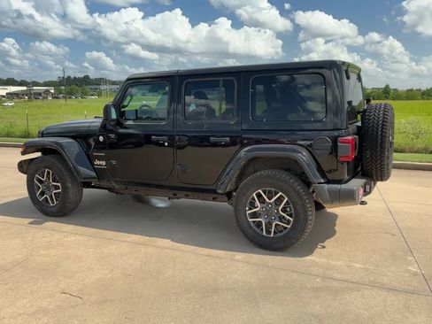 New 2024 Jeep Wrangler Sahara w/ Technology Group image 6
