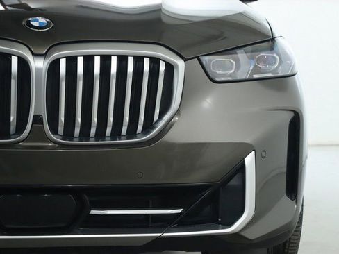 Certified 2024 BMW X5 xDrive40i w/ Premium Package image 7