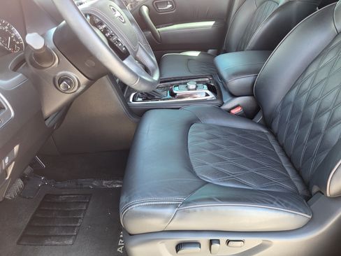 Certified 2023 Nissan Armada Platinum w/ Captain's Chairs Package AWD/4WD image 18