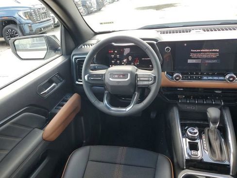 New 2026 GMC Canyon AT4 AWD/4WD image 13