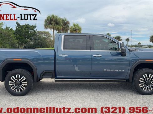 Used 2026 GMC Sierra 2500 Denali Ultimate AWD/4WD image 4