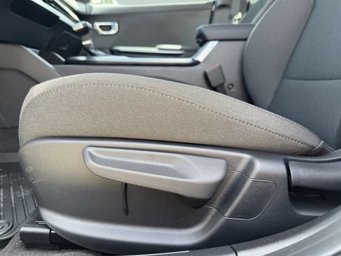 New 2026 Kia K4 FWD image 23
