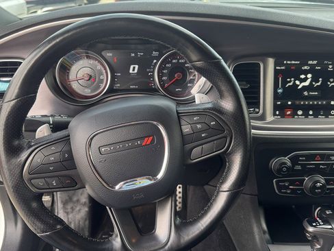 Used 2020 Dodge Charger Scat Pack w/ Driver Convenience Group RWD image 18