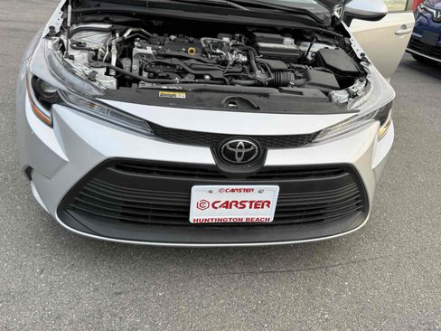 Used 2025 Toyota Corolla LE FWD image 65