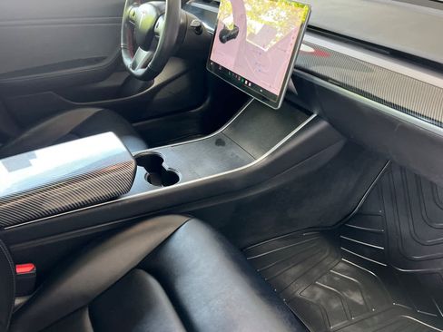 Used 2019 Tesla Model 3 Standard Range RWD image 16