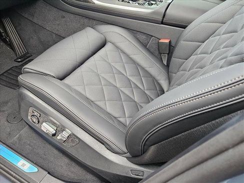 New 2026 BMW X7 xDrive40i image 4