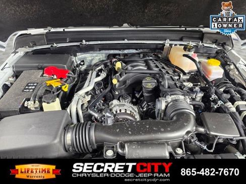Used 2024 Jeep Wrangler Unlimited Sport AWD/4WD image 34