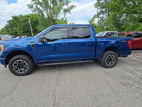 Used 2022 Ford F150 XLT w/ Equipment Group 302A High AWD/4WD image 3