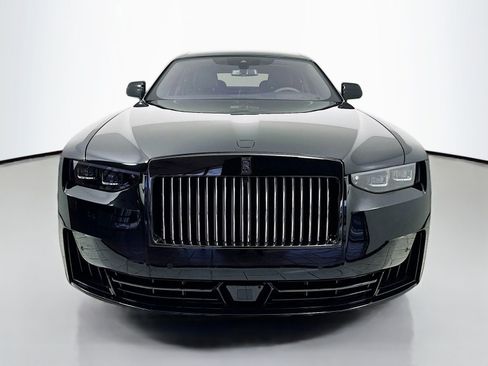 Certified 2025 Rolls-Royce Ghost Black Badge AWD/4WD image 2