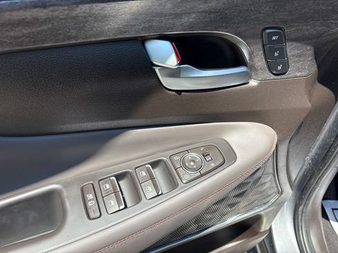 Used 2019 Hyundai Santa Fe AWD image 17