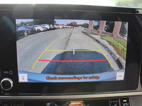 Used 2025 Toyota Camry LE w/ Convenience Package AWD/4WD image 13