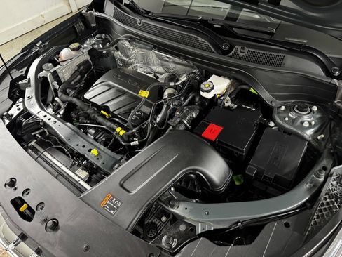 Used 2025 Chevrolet Trax LS image 69