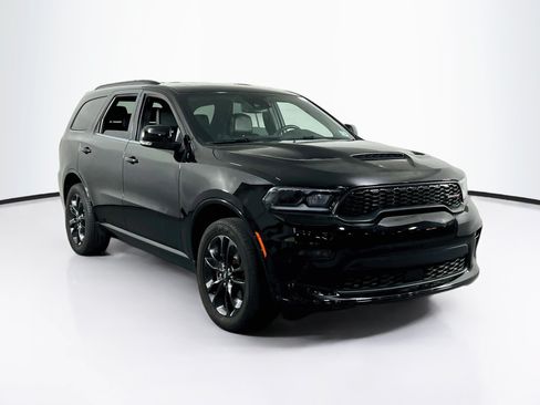 Used 2023 Dodge Durango GT AWD/4WD image 3
