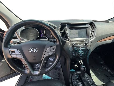 Used 2019 Hyundai Santa Fe XL FWD image 29