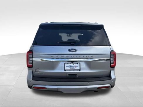 Used 2024 Ford Expedition Limited image 11