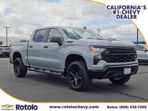 Used 2024 Chevrolet Silverado 1500 Custom Trail Boss w/ Turbomax Blackout Package AWD/4WD image 1