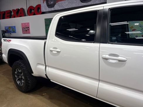 Used 2023 Toyota Tacoma TRD Off-Road AWD/4WD image 47