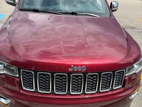 Used 2021 Jeep Grand Cherokee Limited AWD/4WD image 2