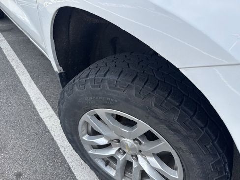 Used 2020 Chevrolet Silverado 1500 LT w/ All-Star Edition image 5