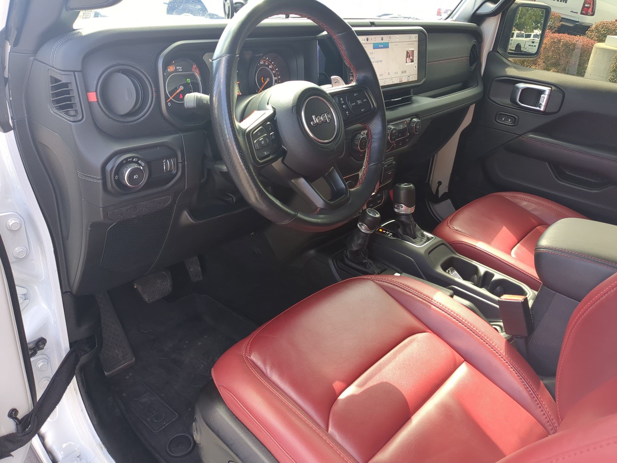 Used 2024 Jeep Wrangler Unlimited Rubicon 392 AWD/4WD image 16