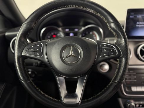 Used 2018 Mercedes-Benz CLA 250 4MATIC w/ Premium Package image 12