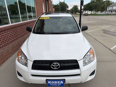 Used 2012 Toyota RAV4 4WD w/ Upgrade Value Pkg image 3