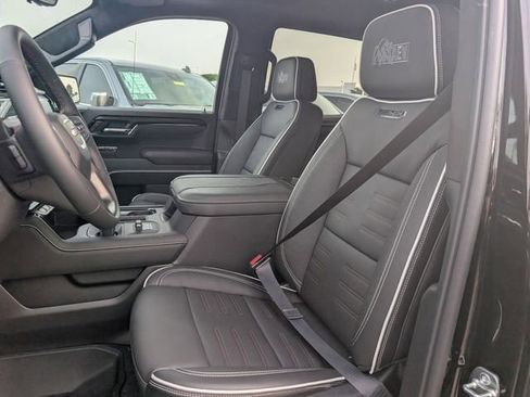 New 2026 GMC Sierra 1500 AT4X AWD/4WD image 18