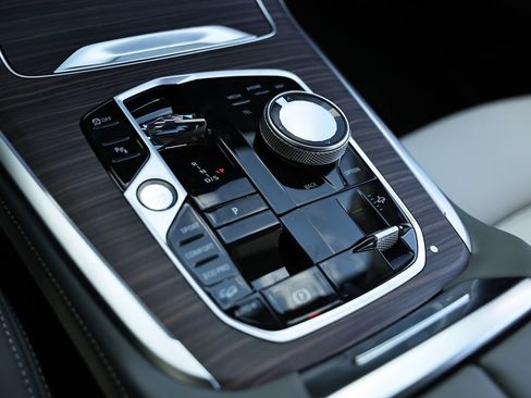 New 2027 BMW X7 xDrive40i w/ Executive Package AWD/4WD image 42
