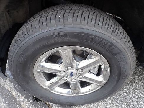 Used 2025 Ford F150 XLT w/ Equipment Group 302A MID AWD/4WD image 13