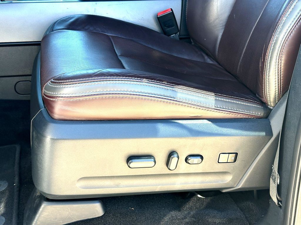 Used 2015 Ford Expedition Platinum RWD image 14