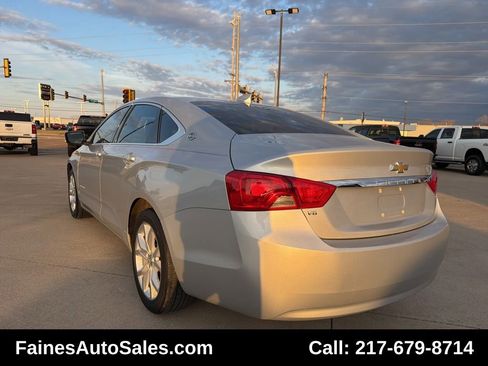 Used 2017 Chevrolet Impala LT image 11