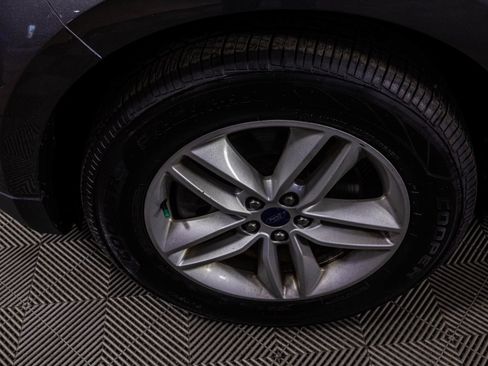 Used 2018 Ford Edge SEL w/ Equipment Group 201A image 43