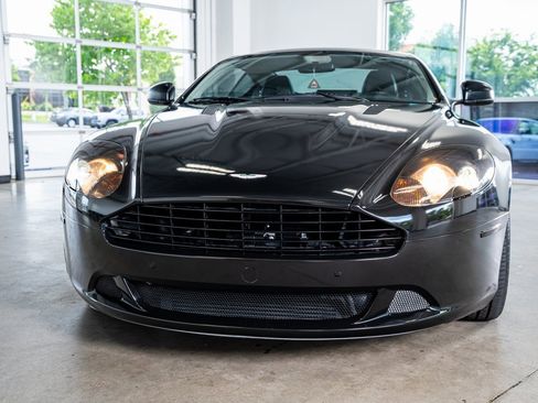 Used 2011 Aston Martin DB9 Coupe image 15