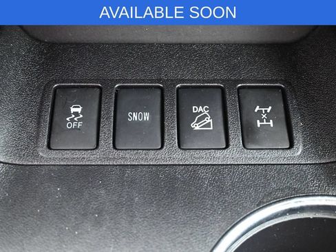 Used 2018 Toyota Highlander Limited AWD/4WD image 26