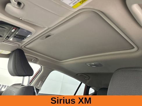 Used 2024 Subaru Crosstrek 2.0i Premium image 10