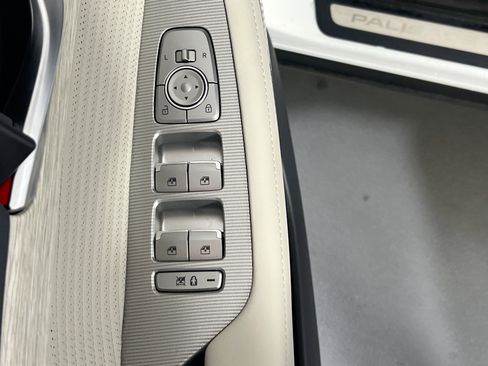 Used 2025 Hyundai Palisade Calligraphy AWD/4WD image 18