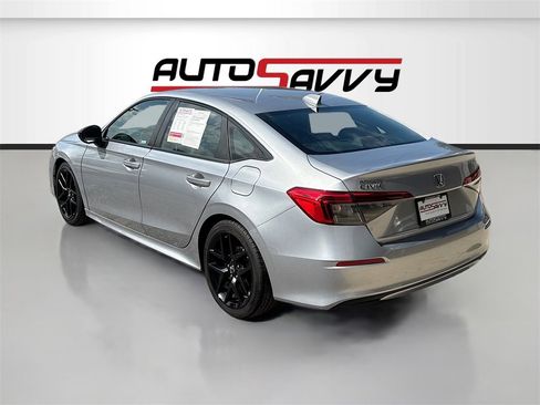 Used 2024 Honda Civic Sport image 5