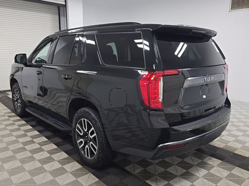Used 2023 GMC Yukon AT4 w/ Technology Package AWD/4WD image 3