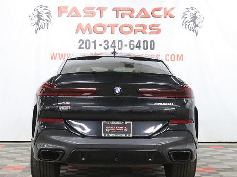 Used 2022 BMW X6 M50i w/ Executive Package AWD/4WD image 5